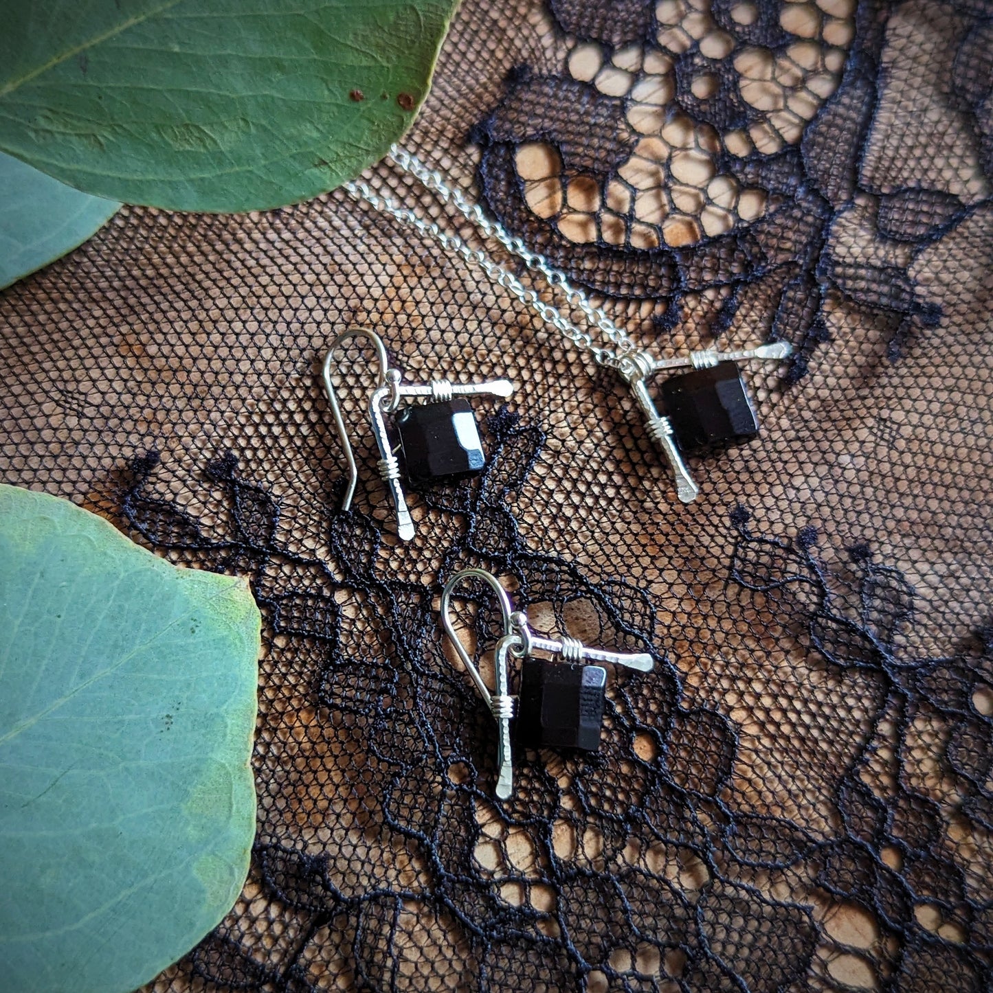Onyx Eyelet Earrings