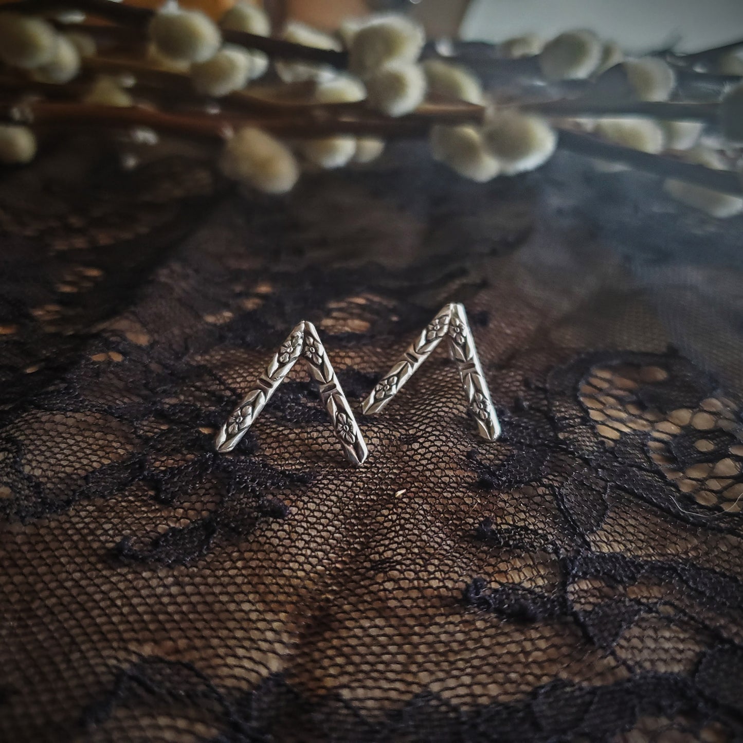 Arrow Studs