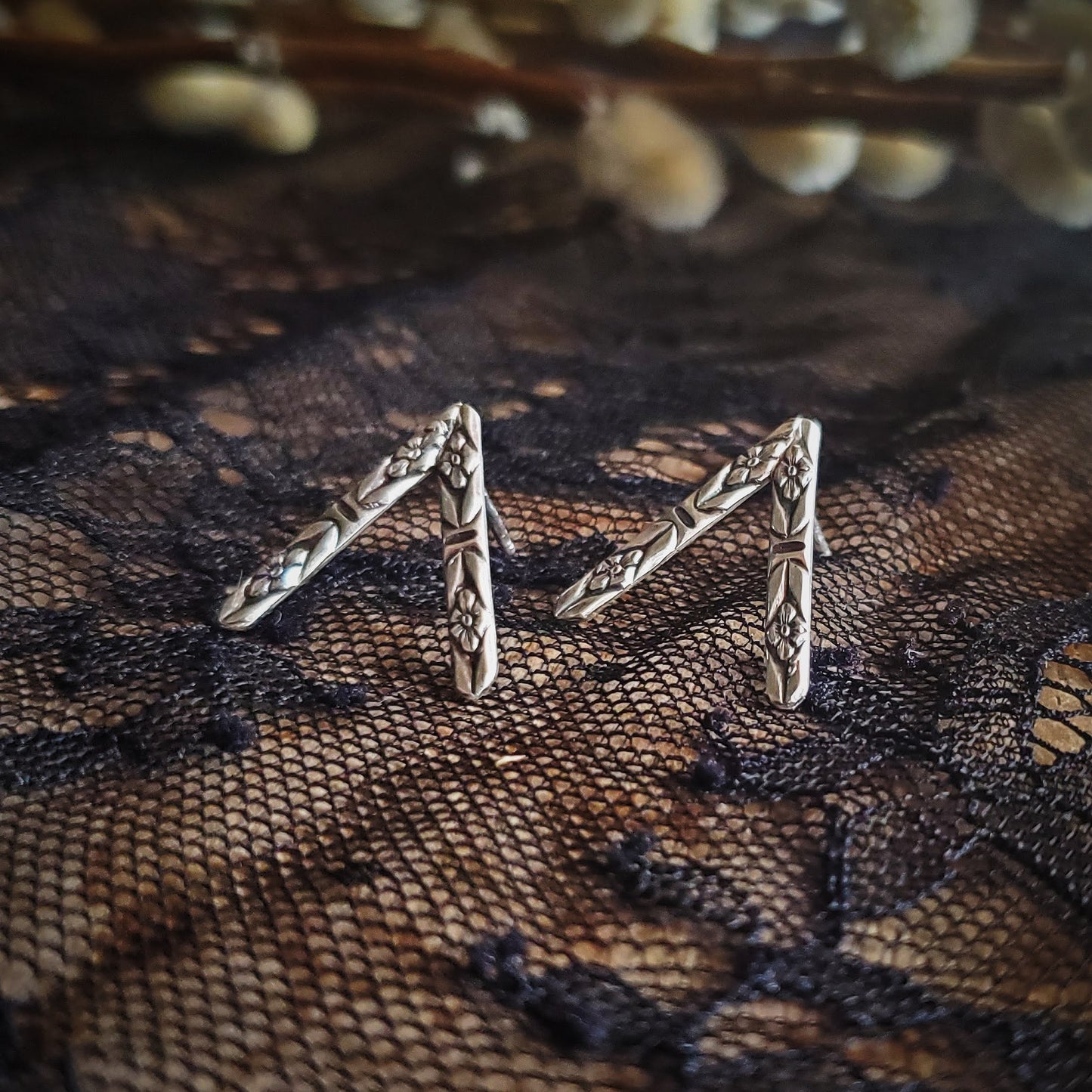 Arrow Studs