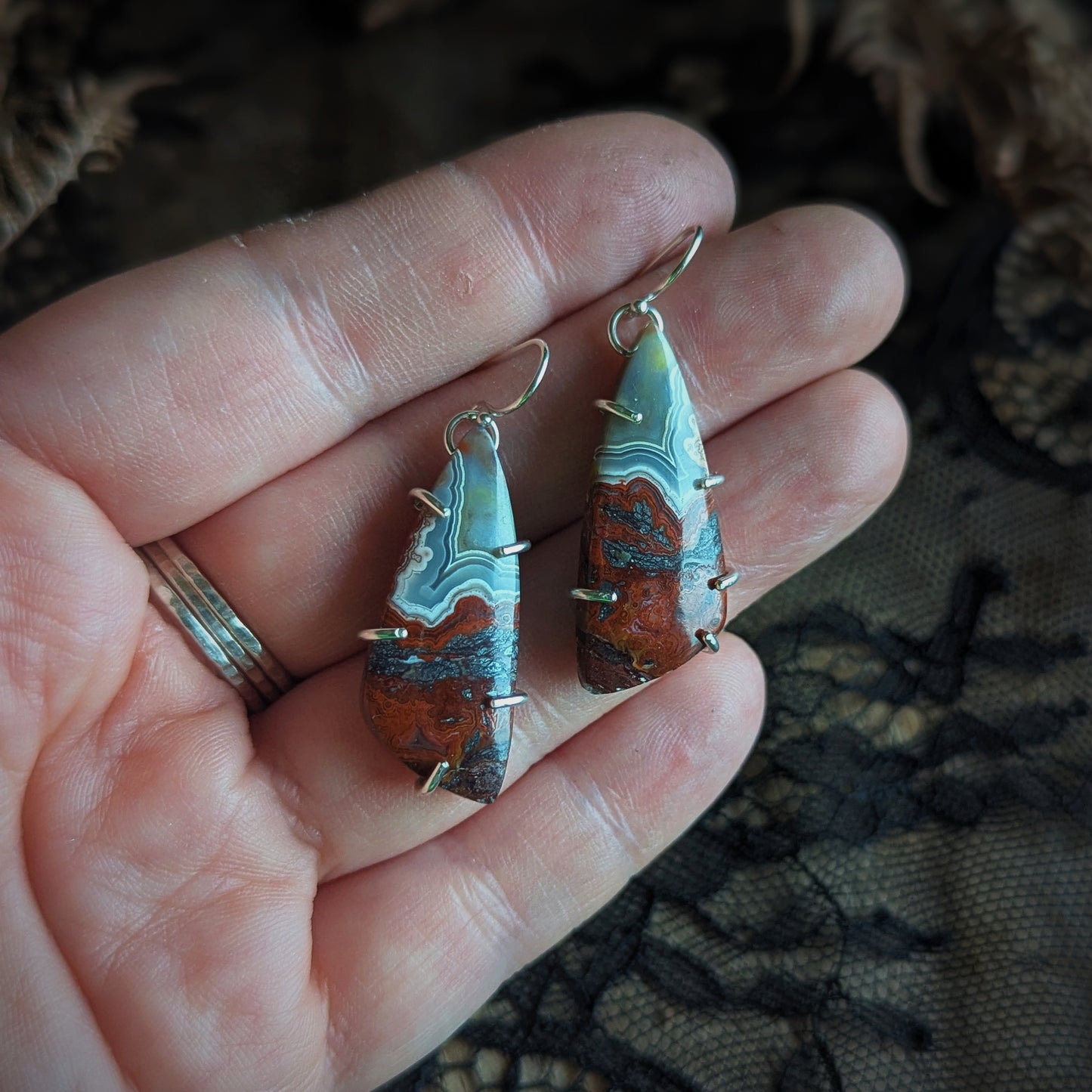 Agate Prong Earrings