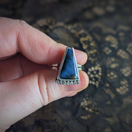 Blue Tigers Eye Beaded Fan Ring- Size 6