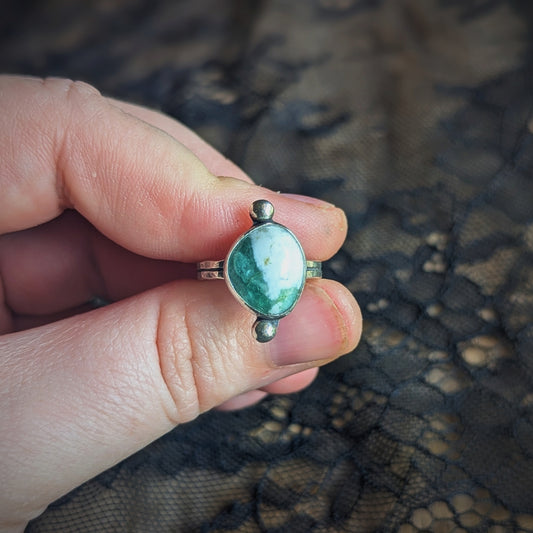 Chrysoprase Dot Ring- Size 6