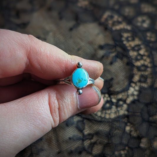 Turquoise Dot Ring - Size 9