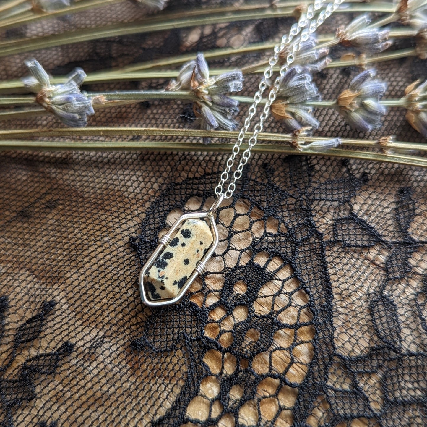 Dalmatian Jasper Pointe Necklace